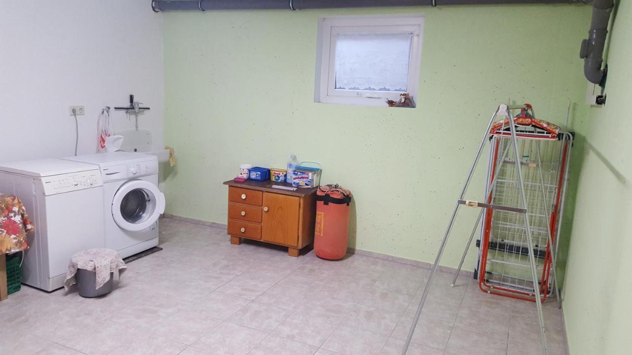 Barrierefreies Zimmer Im Blockhaus Mit Sauna Am See Soyen Luaran gambar