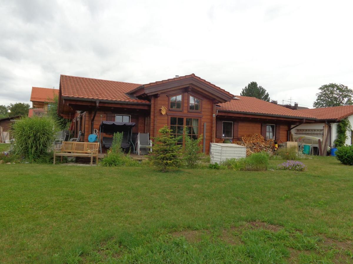 Barrierefreies Zimmer Im Blockhaus Mit Sauna Am See Soyen Luaran gambar